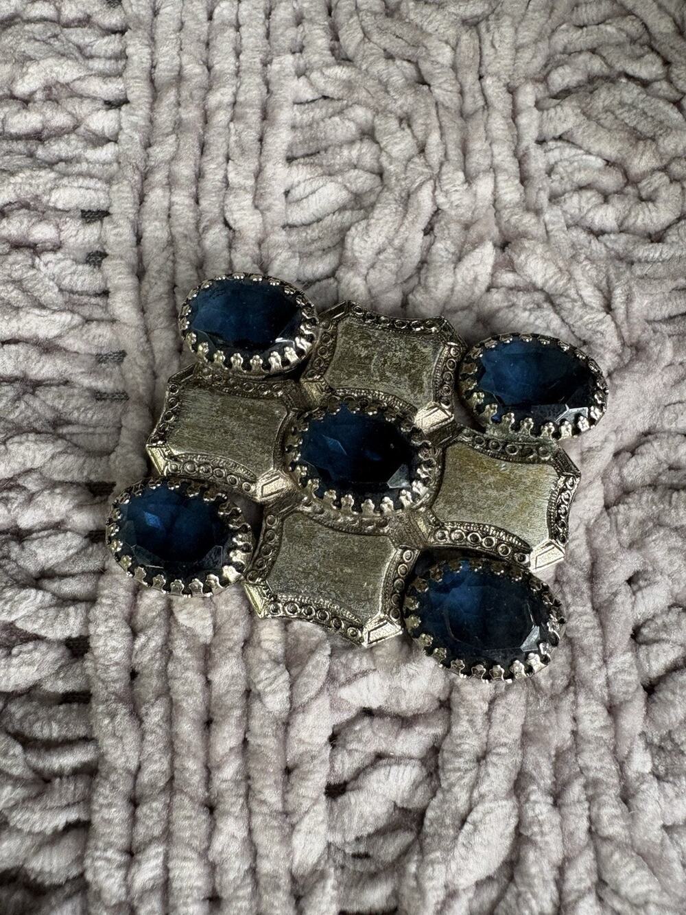Vintage 1940s Costume Jewelry Brooch Silver Tone Blue Glass Cabochon Pin